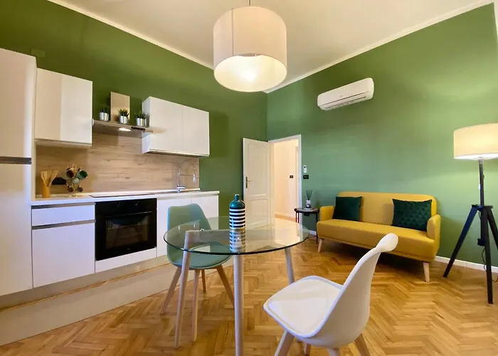 Garibaldi 36 Apartament